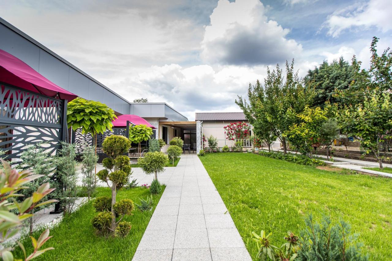 Brize Guesthouse Tuzla Exterior photo