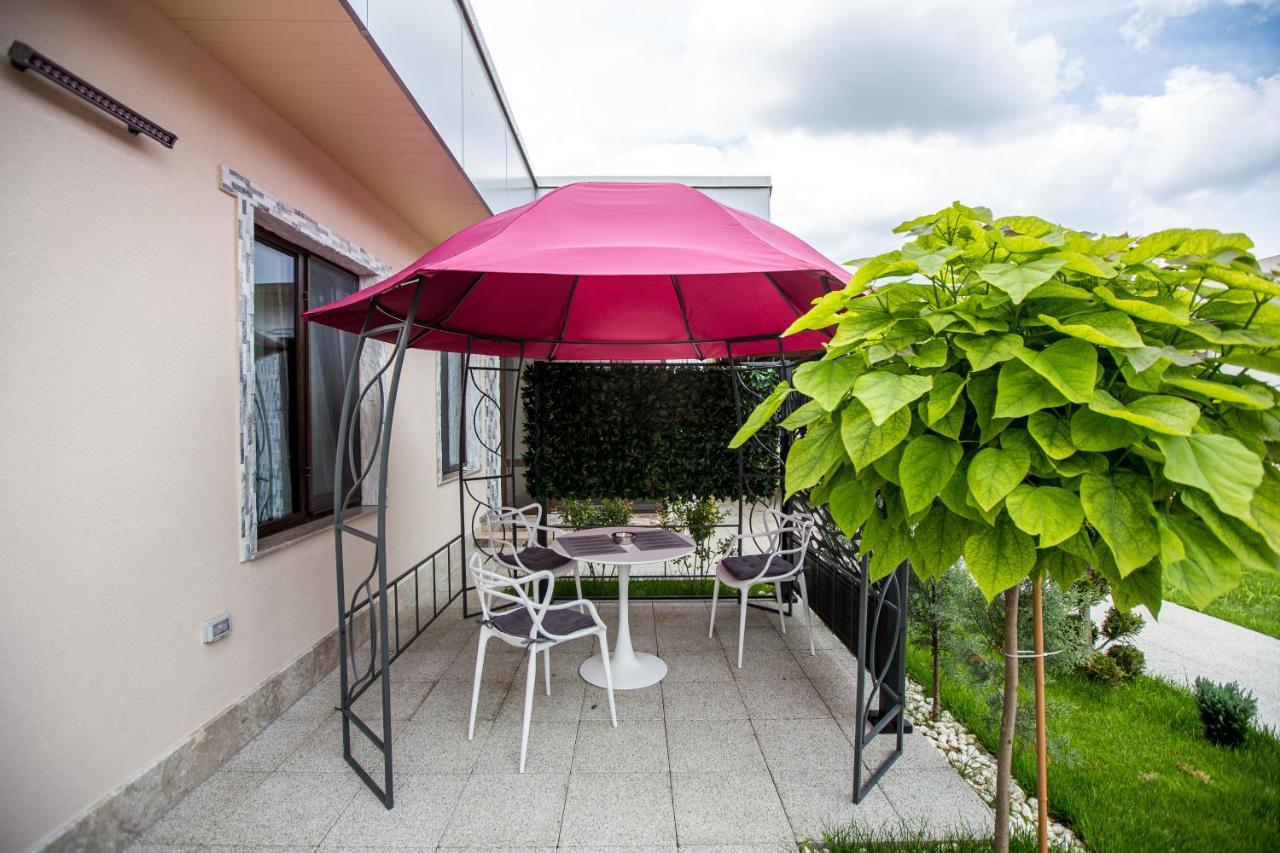 Brize Guesthouse Tuzla Exterior photo
